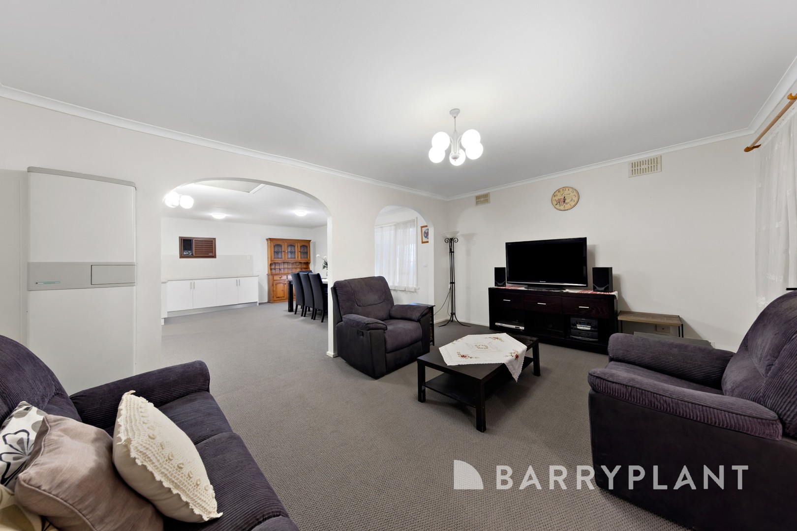 26 Novara Parade, St Albans, VIC 3021, St Albans - Thumbnail 3