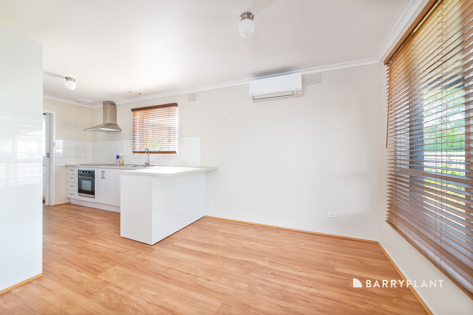 26 Oberon Boulevard, Campbellfield, VIC 3061, Campbellfield - Thumbnail 3