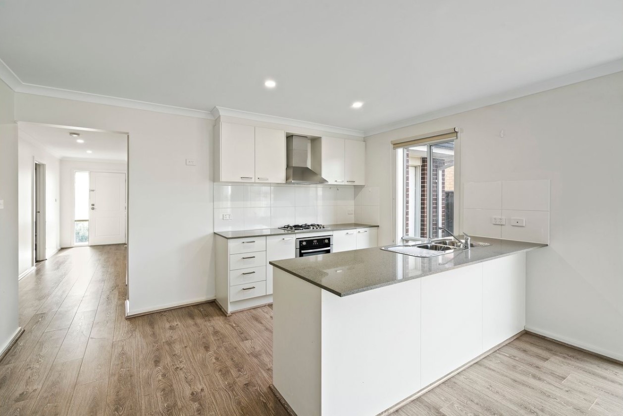 26 Perennial Drive, Kurunjang, VIC 3337 - Thumbnail 2 - 14/11/2023