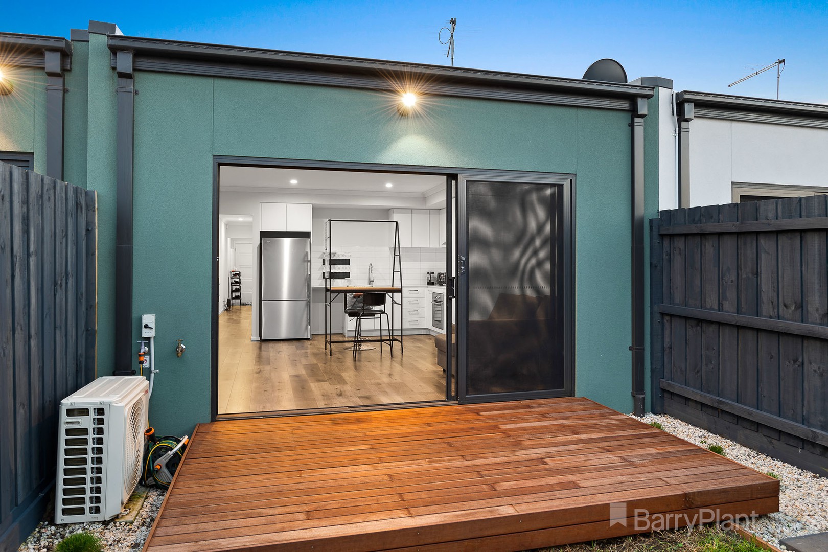 26 Plymouth Boulevard, Clyde North, VIC 3978, Clyde North - Thumbnail 7