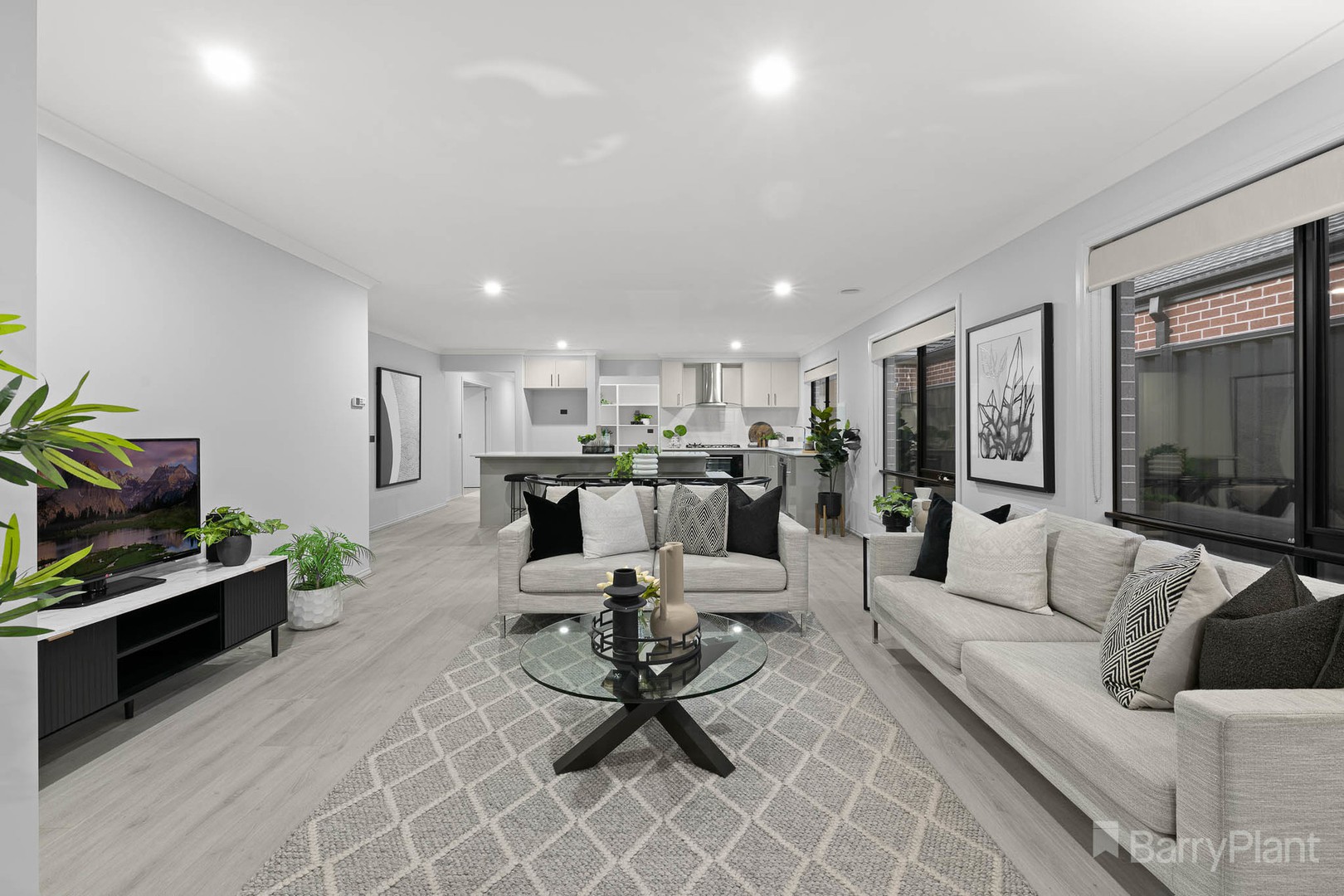 26 Portillo Crescent, Pakenham, VIC 3810, Pakenham - Thumbnail 4