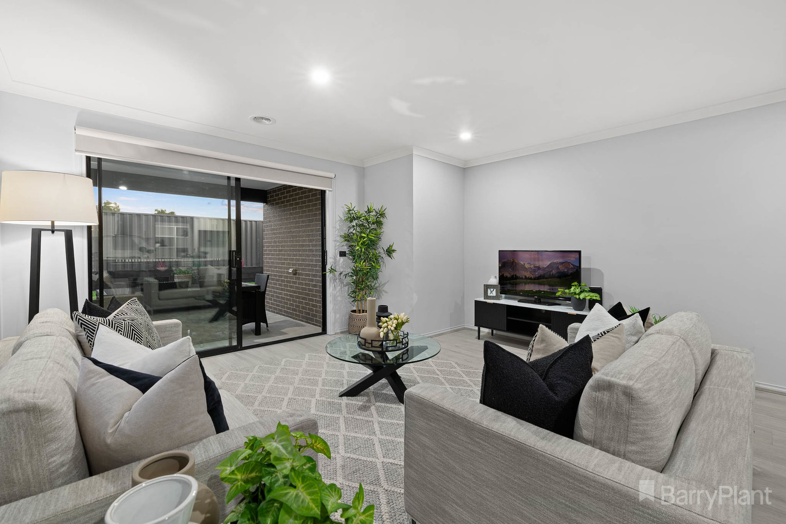 26 Portillo Crescent, Pakenham, VIC 3810, Pakenham - Thumbnail 6
