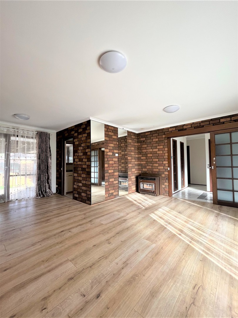 26 Raleighs Road, Melton, VIC 3337, Melton - Thumbnail 3