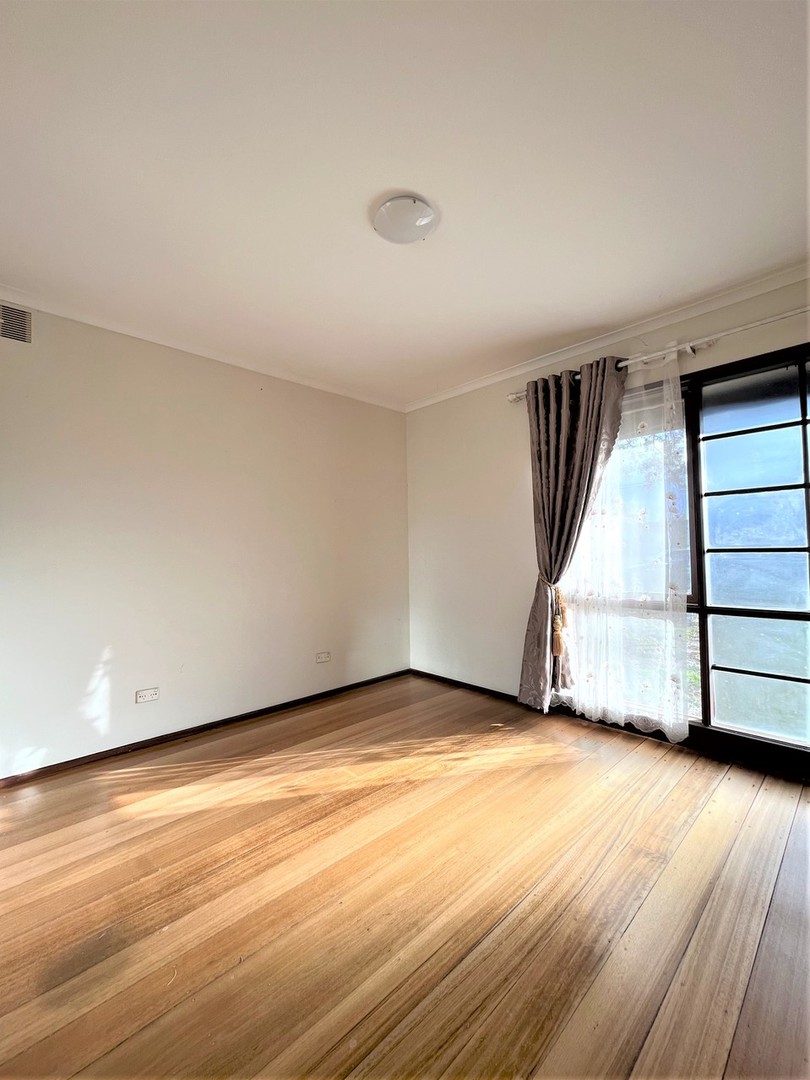 26 Raleighs Road, Melton, VIC 3337, Melton - Thumbnail 4