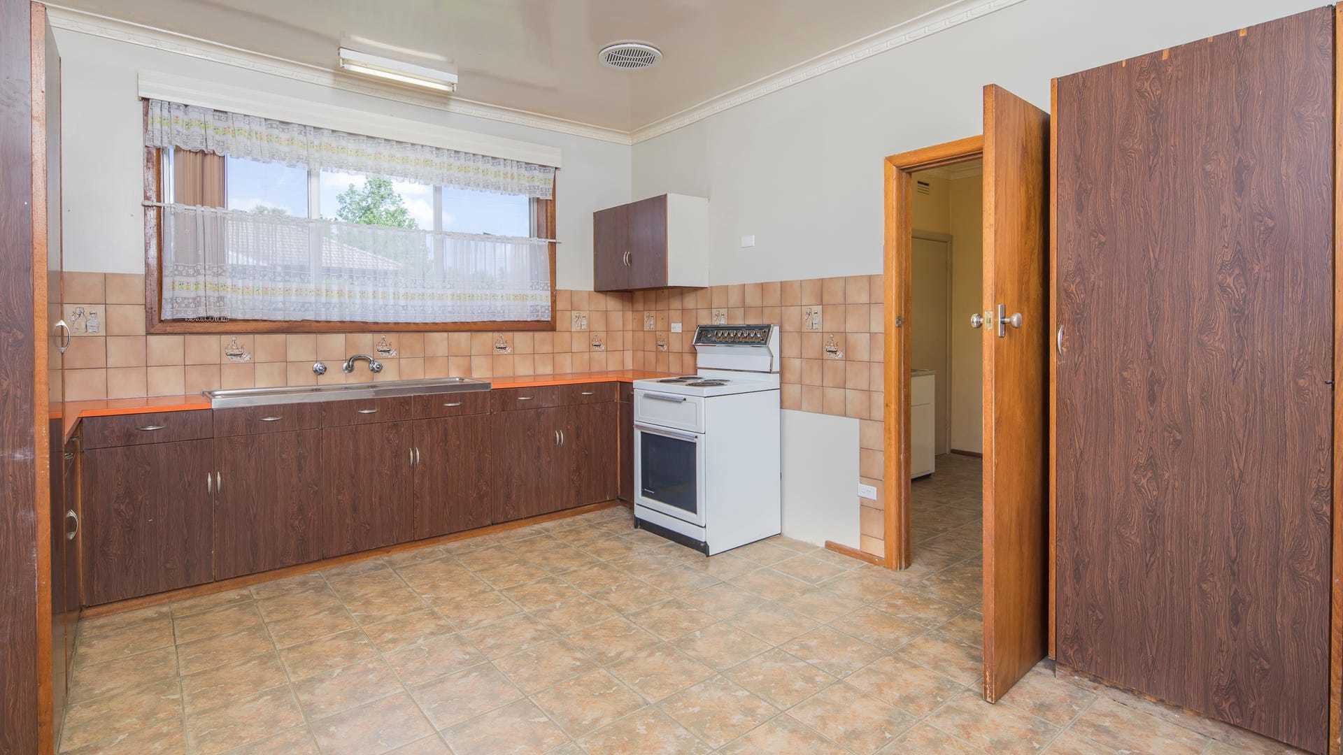 26 Reid Street, Brown Hill, VIC 3350, Brown Hill - Thumbnail 2
