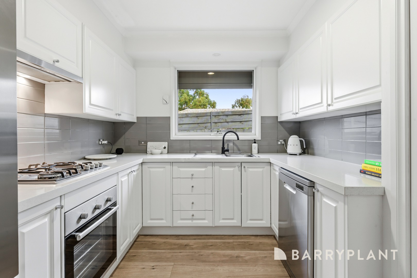26 Renou Road, Wantirna South, VIC 3152 - Thumbnail 2 - 01/05/2026