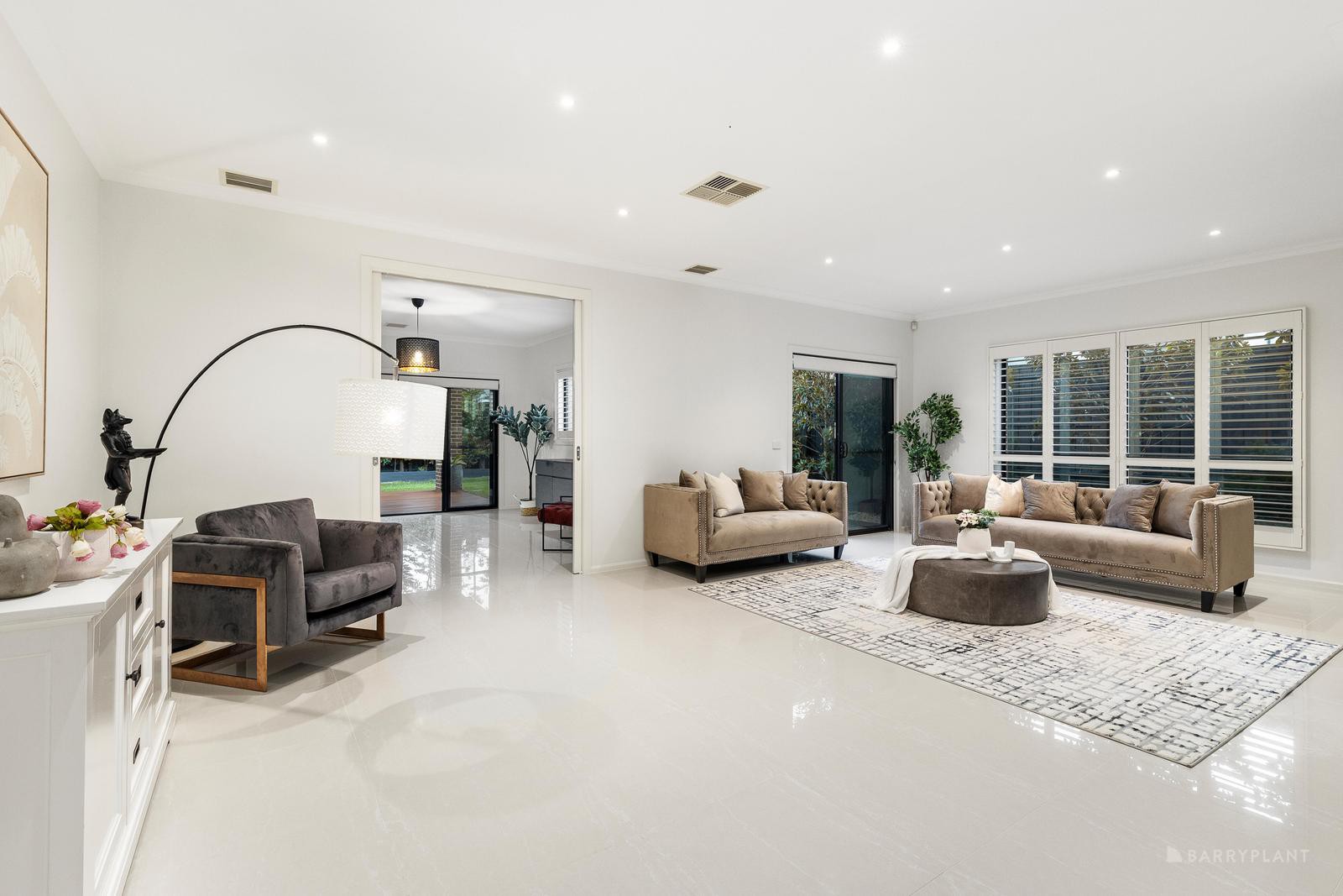 26 Renshaw Street, Doncaster East, VIC 3109, Doncaster East - Thumbnail 8