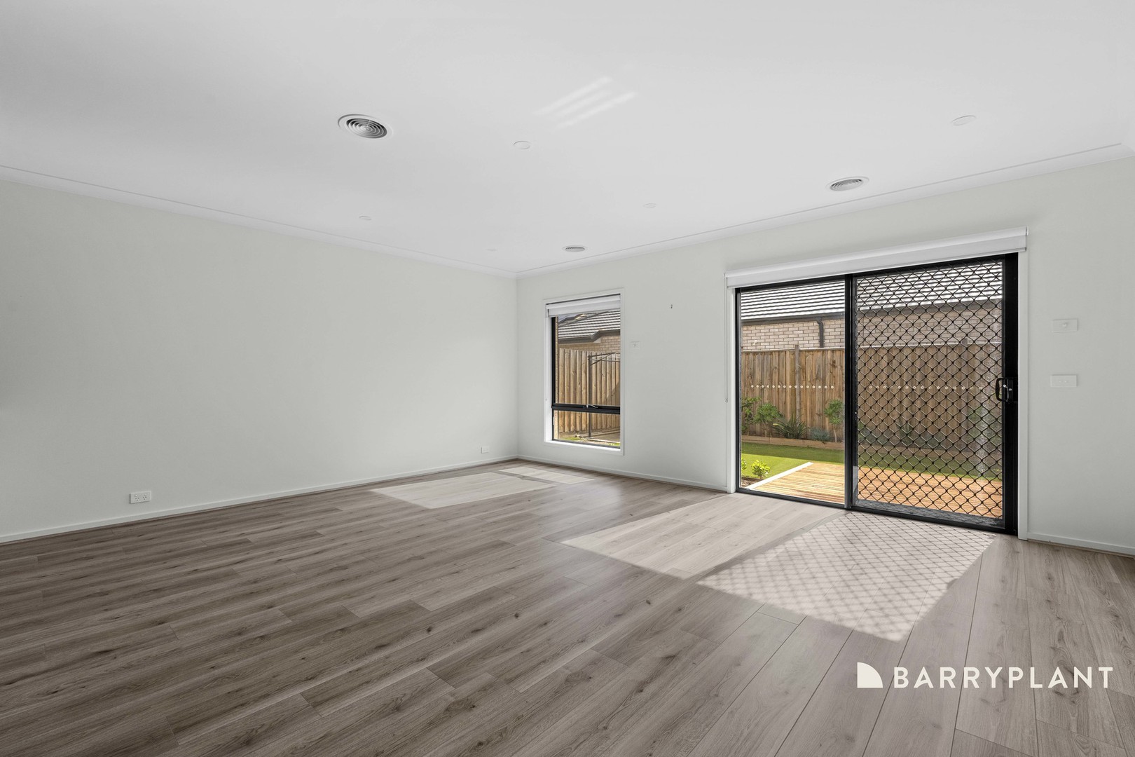 26 Roseburn Avenue, Mickleham, VIC 3064 - Thumbnail 2 - 10/04/2026