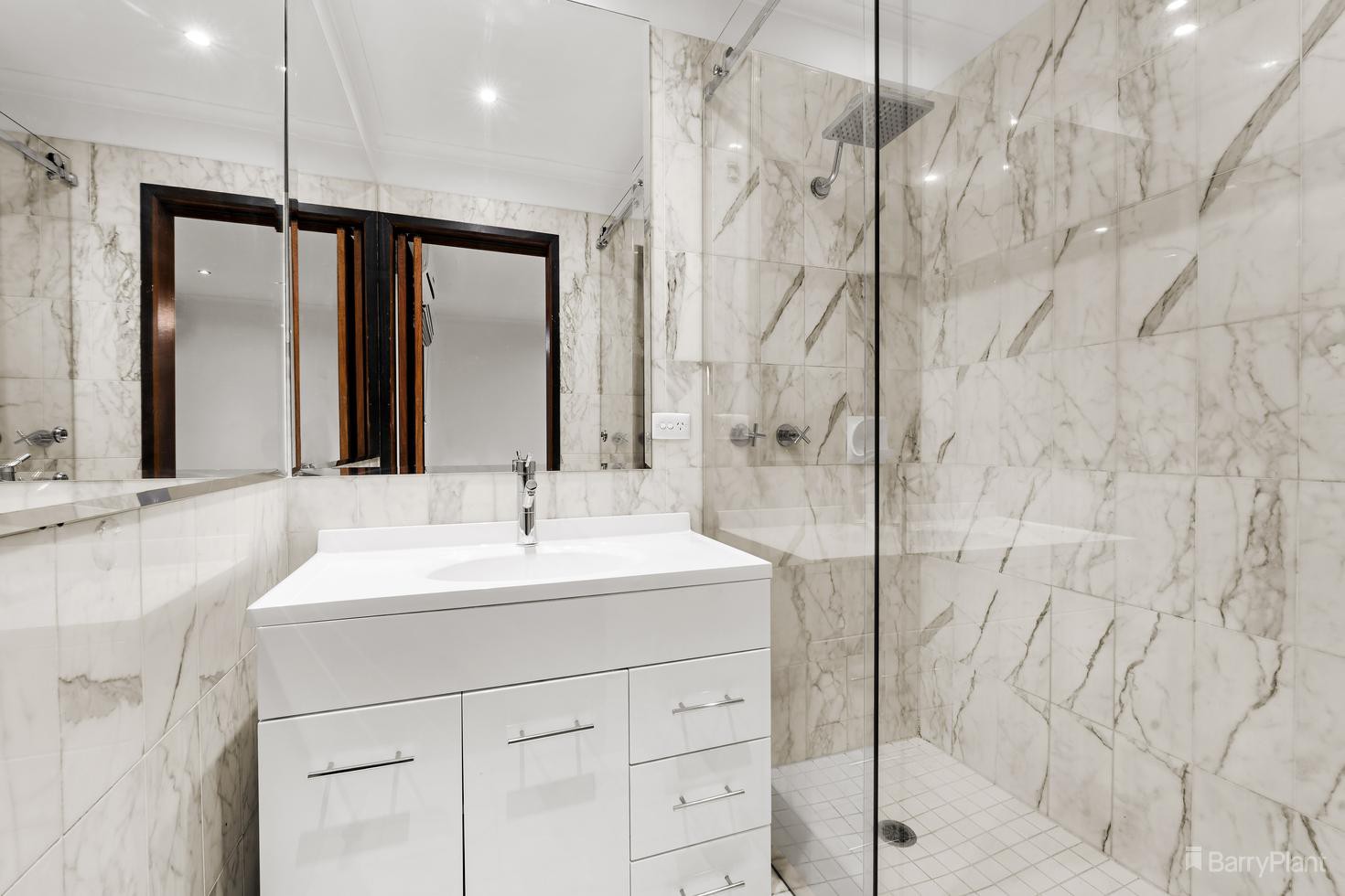 26 Russell Street, Bulleen, VIC 3105, Bulleen - Thumbnail 7