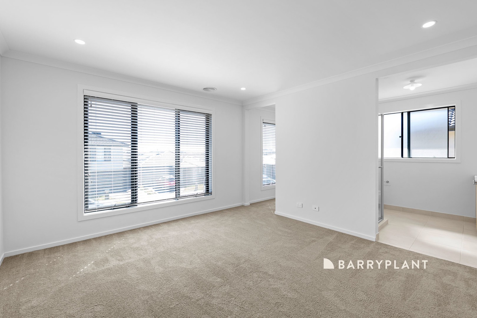 26 Shoveler Street, Clyde North, VIC 3978, Clyde North - Thumbnail 2