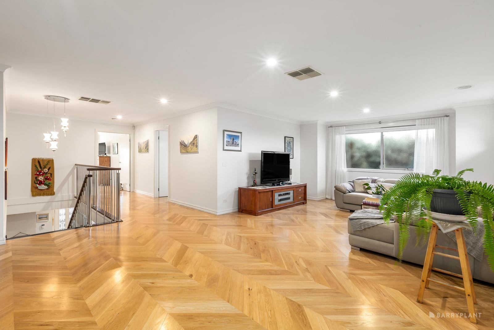 26 Silk Street, Rosanna, VIC 3084, Rosanna - Thumbnail 8