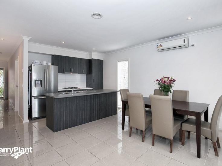 26 Silvergum Way, Craigieburn, VIC 3064, Craigieburn - Thumbnail 4