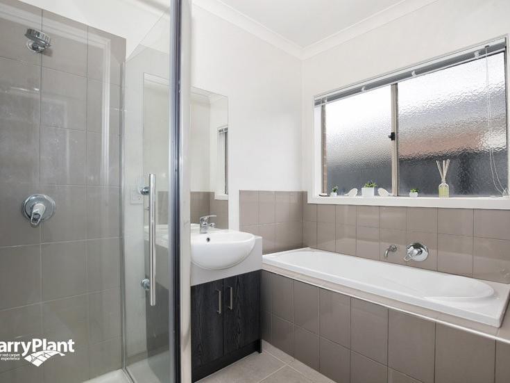26 Silvergum Way, Craigieburn, VIC 3064, Craigieburn - Thumbnail 7