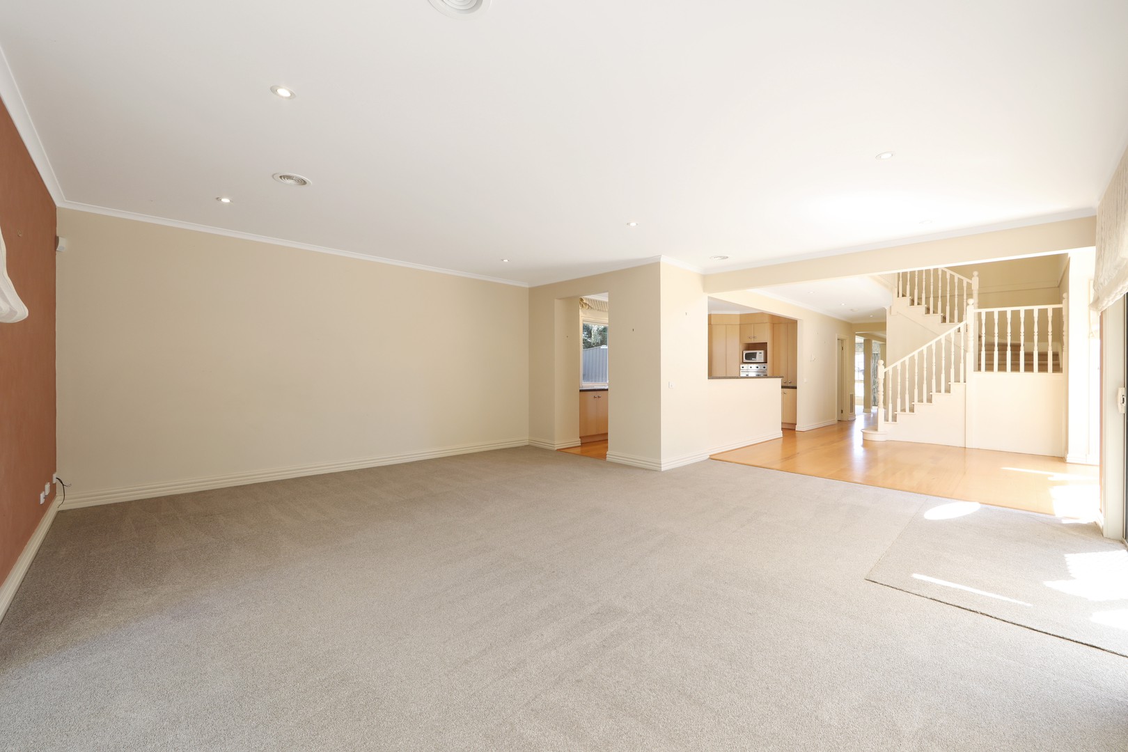26 Sovereign Crest Boulevard, Rowville, VIC 3178, Rowville - Thumbnail 5