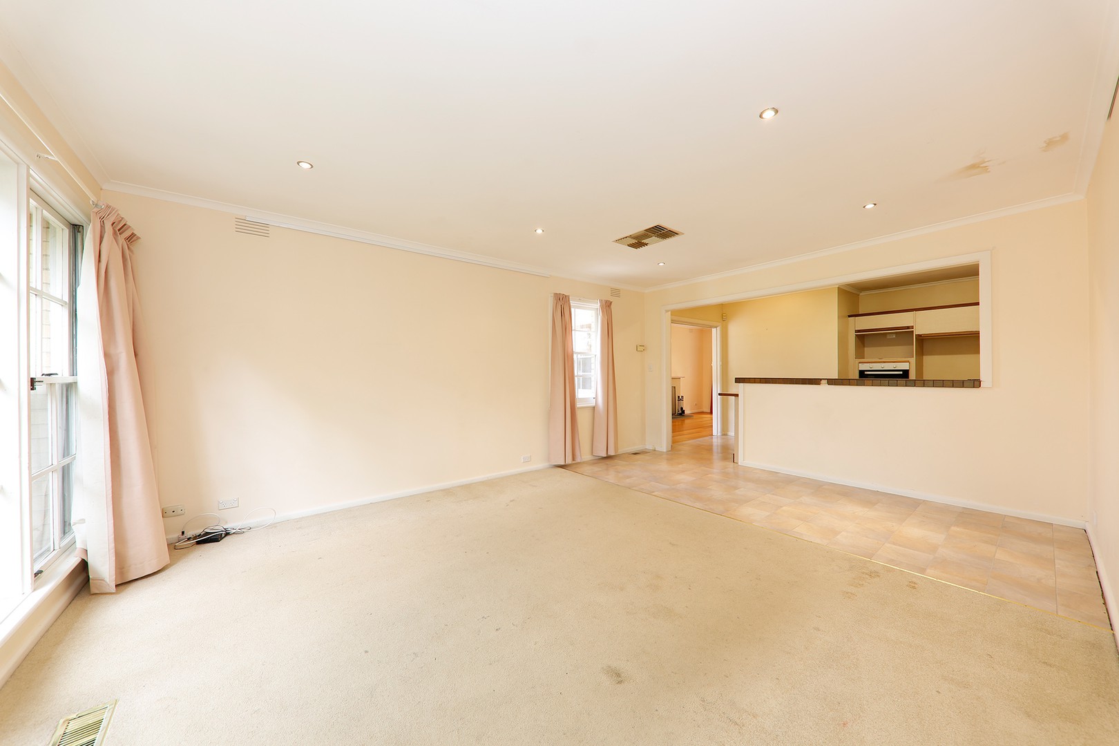 26 Tarella Drive, Mount Waverley, VIC 3149, Mount Waverley - Thumbnail 5