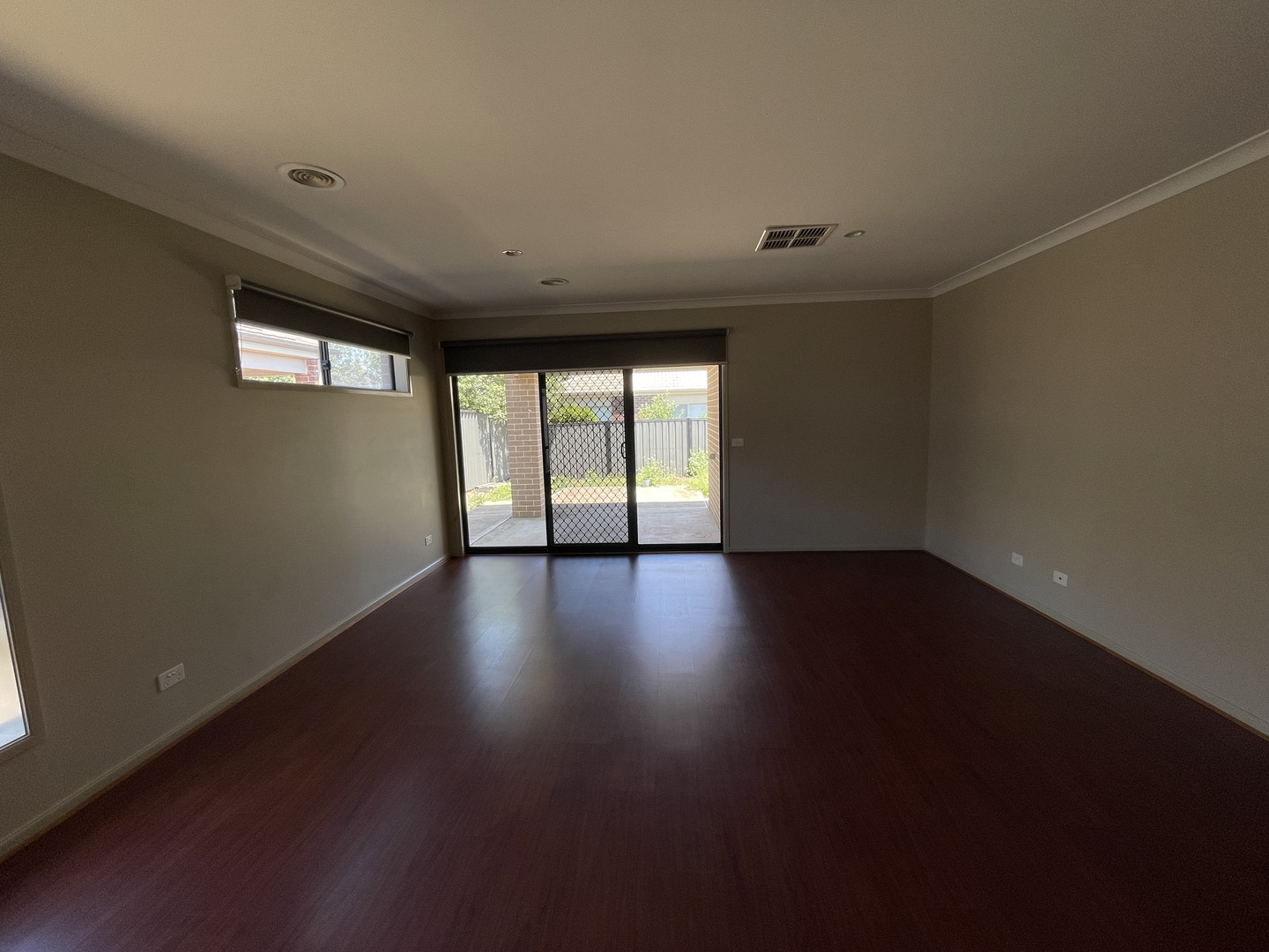 26 Terrene  Terrace, Point Cook, VIC 3030, Point Cook - Thumbnail 3