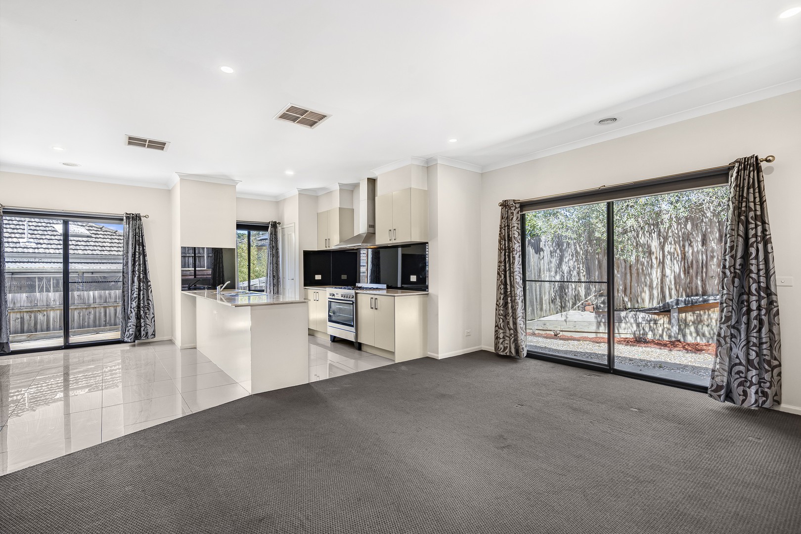 26 The Eyrie, Lilydale, VIC 3140, Lilydale - Thumbnail 2