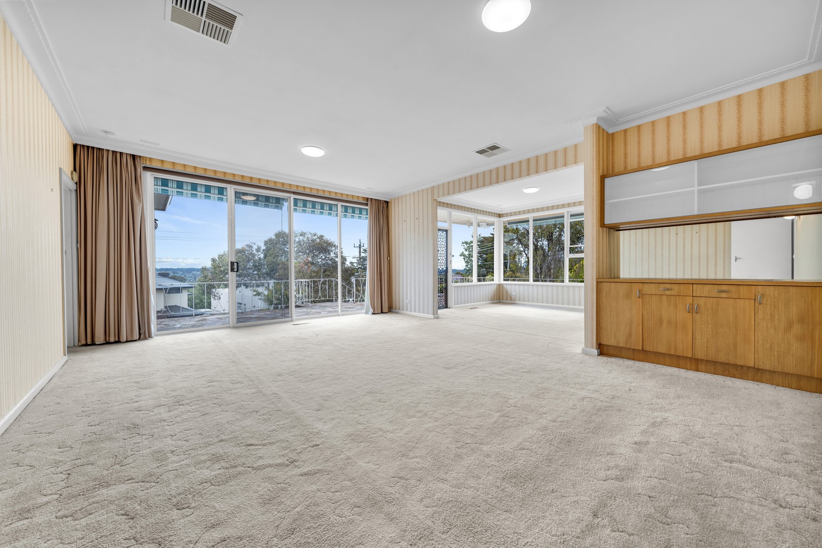 26 Townsend Street, Glen Waverley, VIC 3150, Glen Waverley - Thumbnail 2