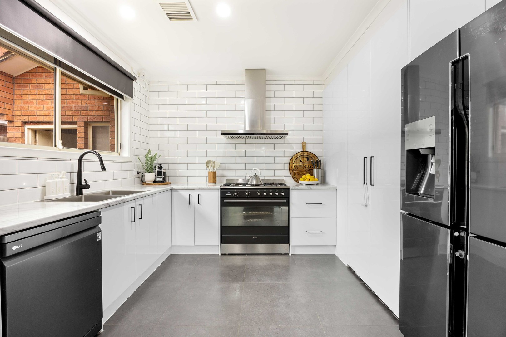 26 Truro Crescent, Taylors Lakes, VIC 3038, Taylors Lakes - Thumbnail 6