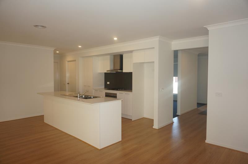 26 Vancleve CrescentGisborne, VIC 3437  - Leased, Gisborne - Thumbnail 2