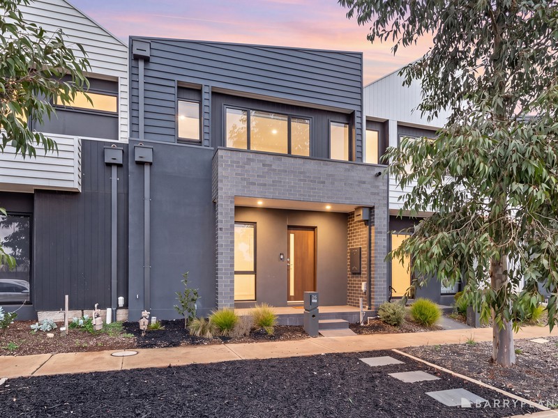 26 Washington Drive, Thornhill Park, VIC 3335 - Image - 12/08/2026