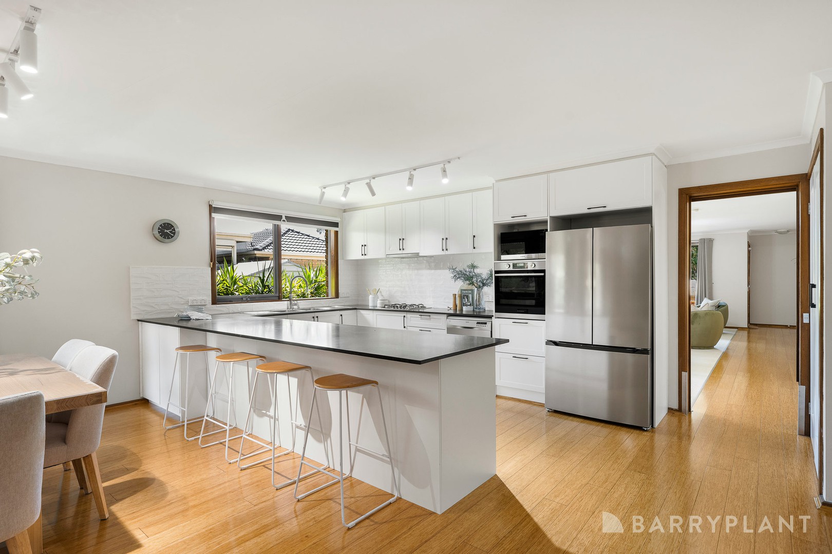 26 Watermoor Avenue, Kilsyth South, VIC 3137, Kilsyth South - Thumbnail 3