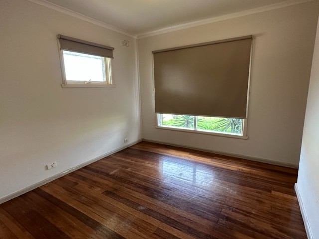 26 Wattleglen Street, Craigieburn, VIC 3064, Craigieburn - Thumbnail 3