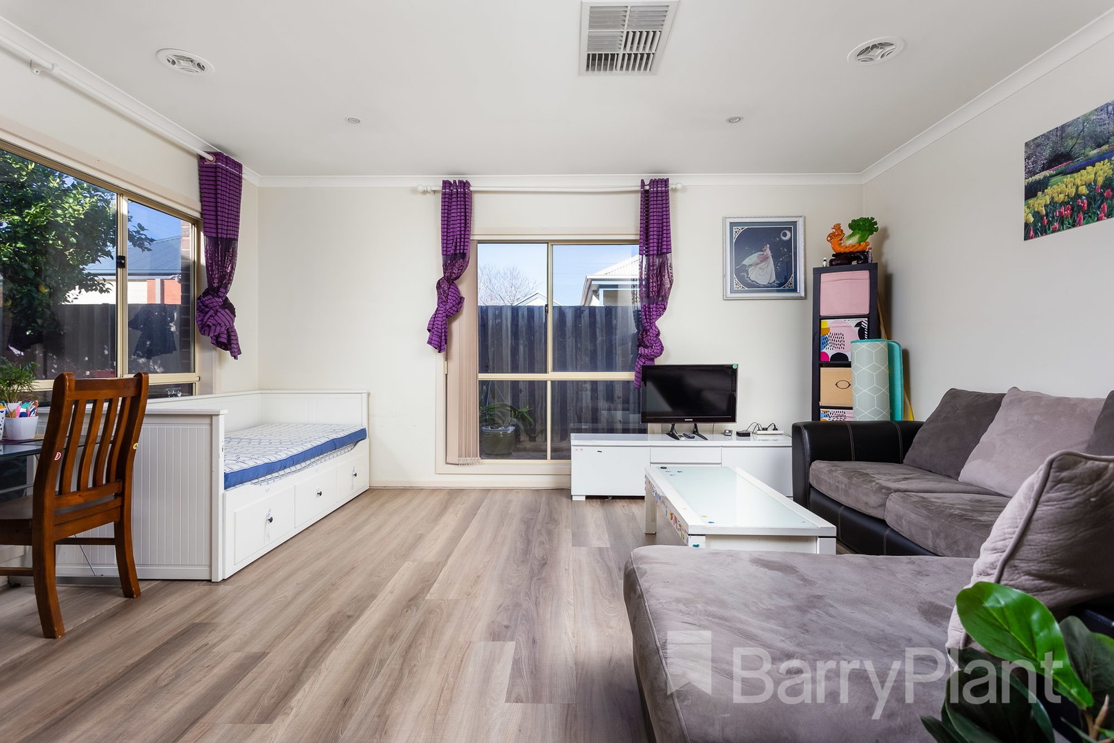 26 Whistler Crescent, Point Cook, VIC 3030 - Thumbnail 2 - 19/06/2023