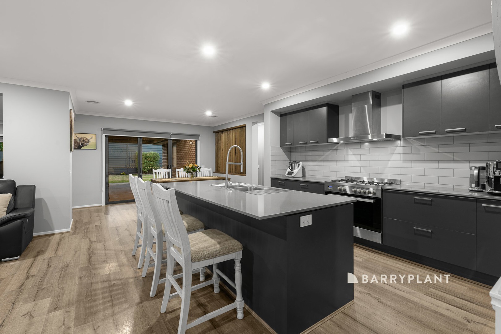 26 Wiltons Crescent, Drouin, VIC 3818, Drouin - Thumbnail 4