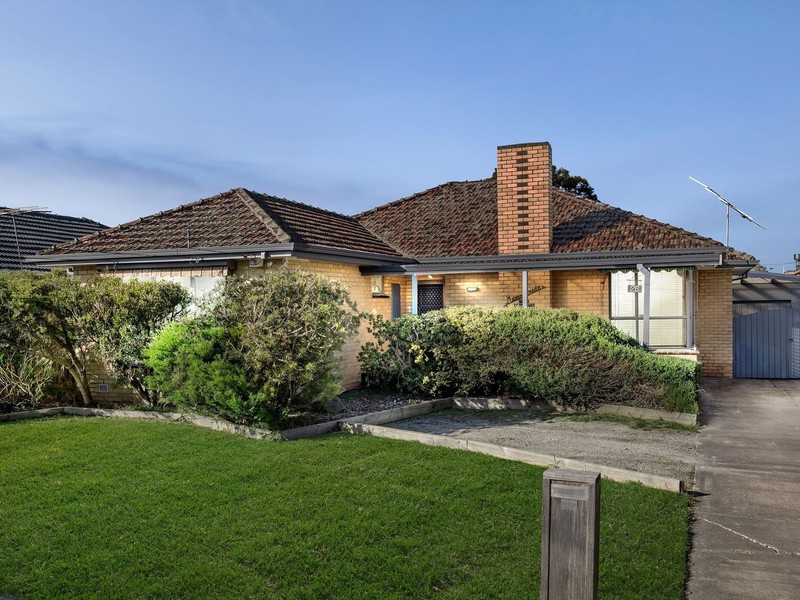 26 Wonganella Dr, Keilor East, VIC 3033 - Image - 28/07/2026