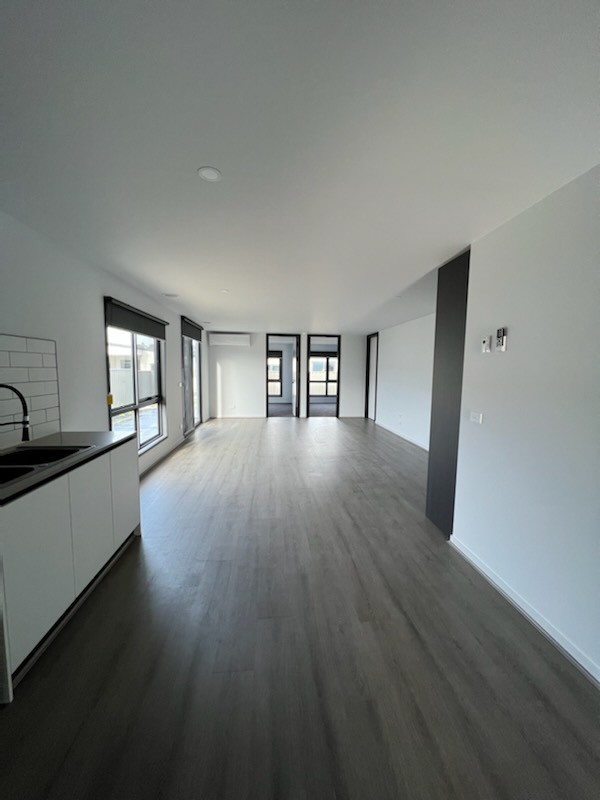 26 Zermatt  Loop, Pakenham, VIC 3810, Pakenham - Thumbnail 2