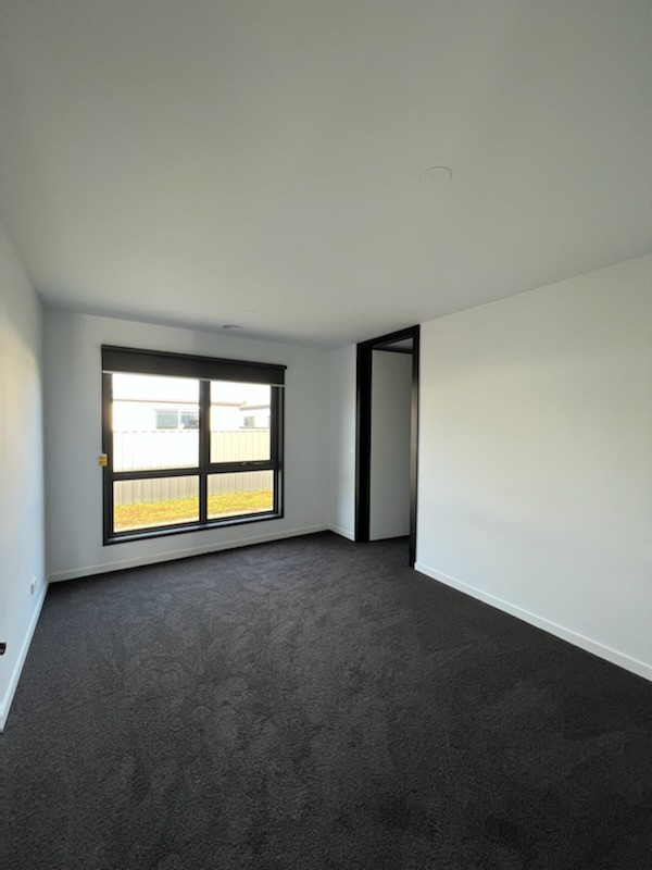 26 Zermatt  Loop, Pakenham, VIC 3810, Pakenham - Thumbnail 7