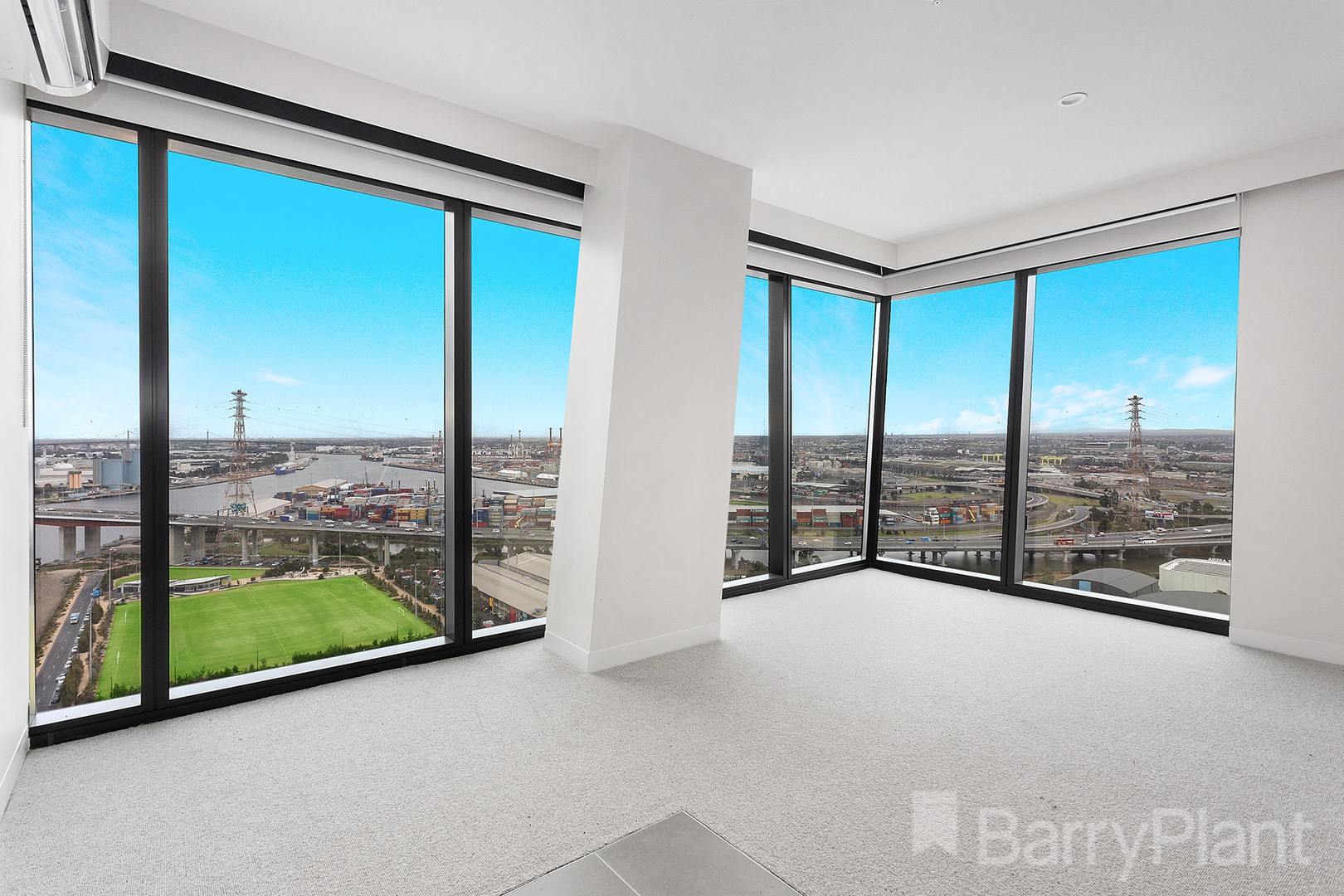 2608/6-22 Pearl River Road, Docklands, VIC 3008, Docklands - Thumbnail 2