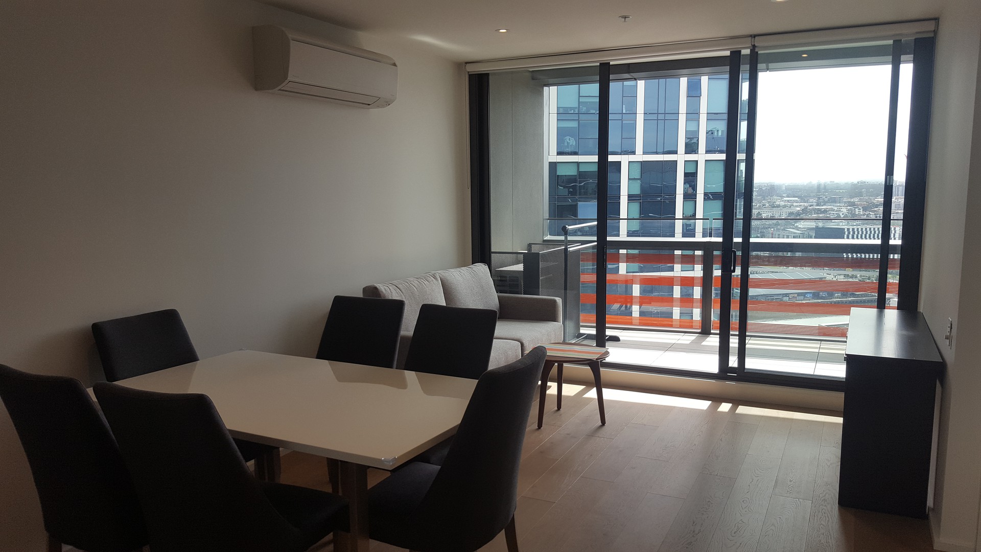 2612N/883 Collins Street, Docklands, VIC 3008 - Thumbnail 1 - 05/09/2025