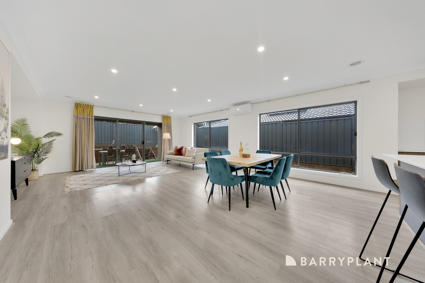 263 Painted Hills Road, Doreen, VIC 3754, Doreen - Thumbnail 5
