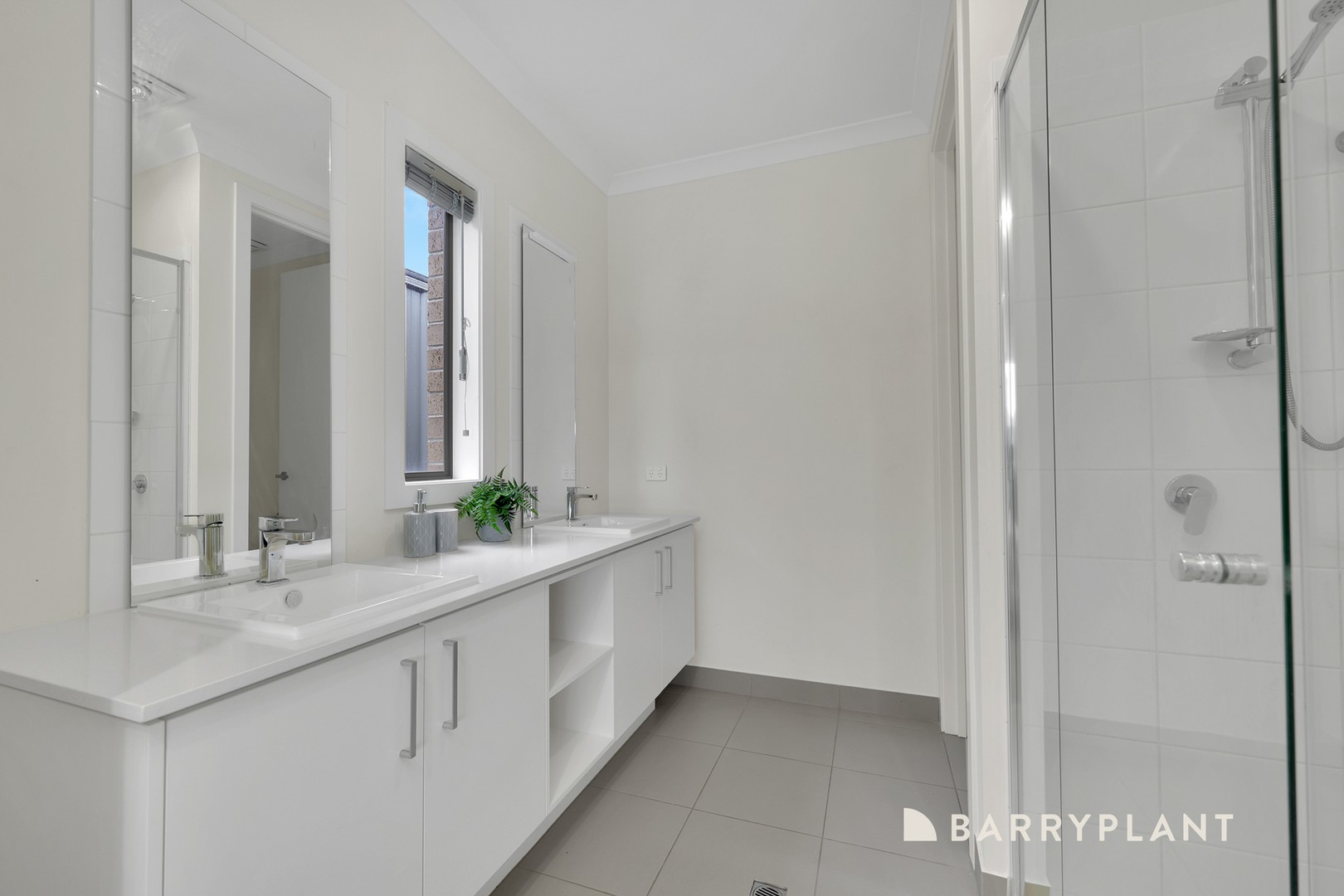 263 Painted Hills Road, Doreen, VIC 3754, Doreen - Thumbnail 8