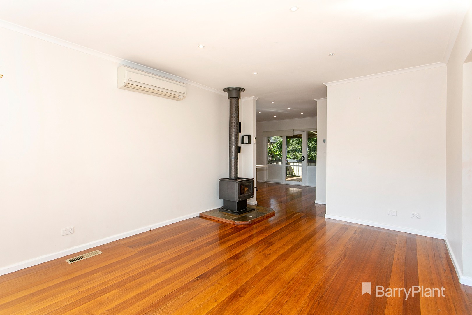 266 Sutton Street, Warragul, VIC 3820, Warragul - Thumbnail 3
