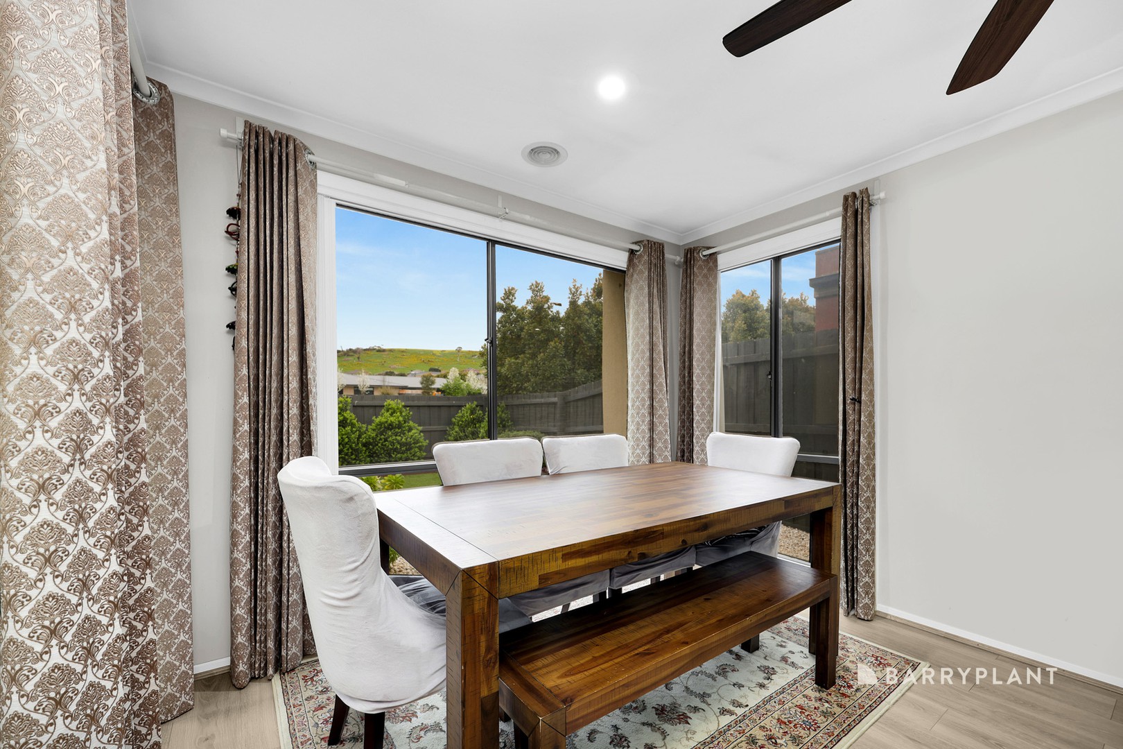 266 The Lakes Boulevard, South Morang, VIC 3752, South Morang - Thumbnail 5