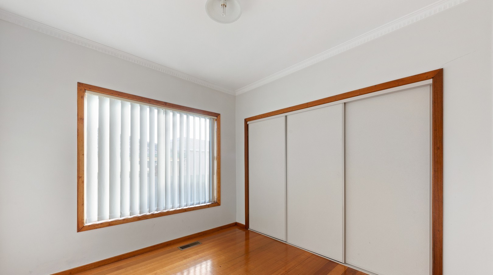 268 Furlong Road, St Albans, VIC 3021, St Albans - Thumbnail 2