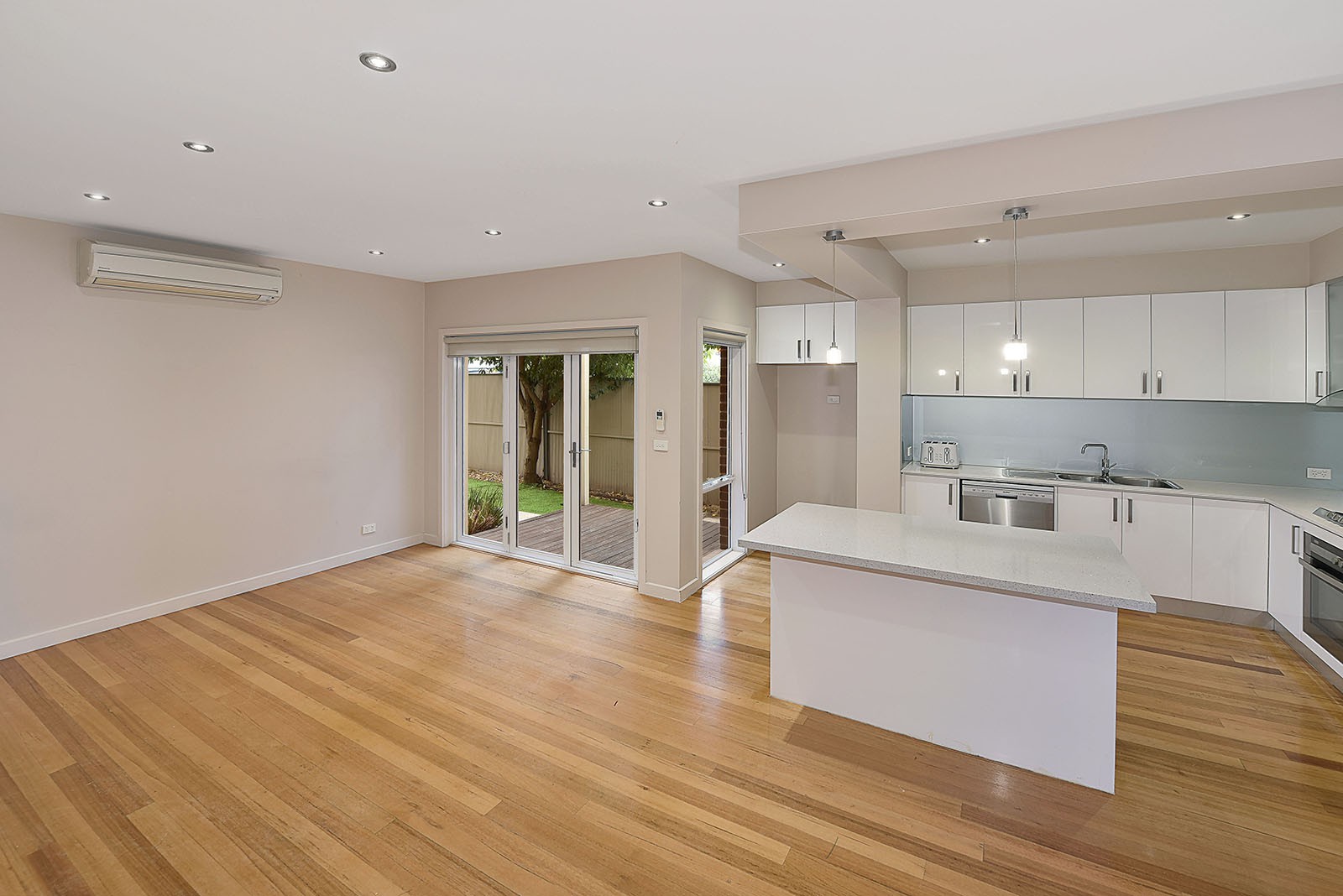 26A Rosehill Road, Niddrie, VIC 3042 - Thumbnail 1 - 14/03/2025