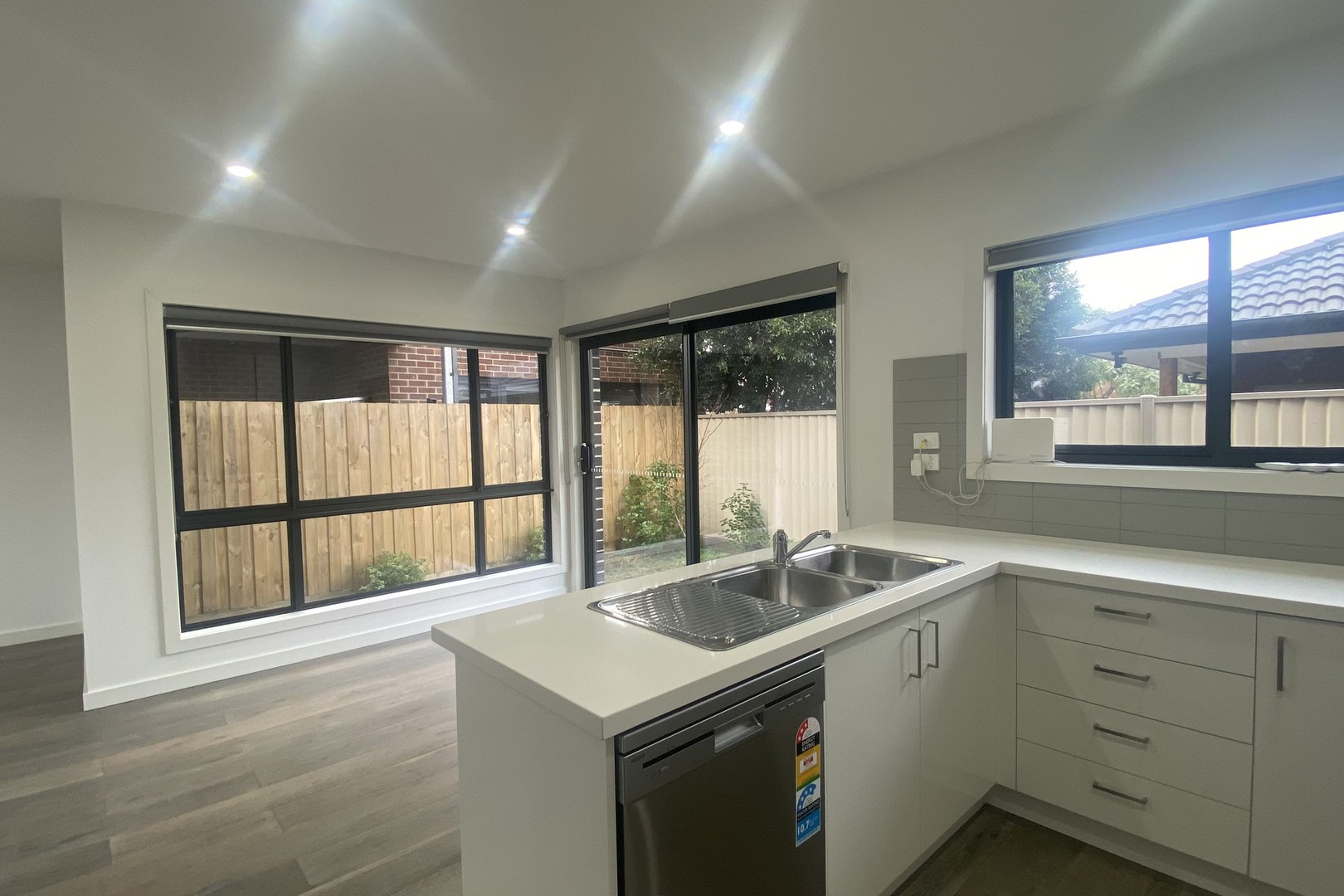 26B Corben Street, Reservoir, VIC 3073, Reservoir - Thumbnail 6