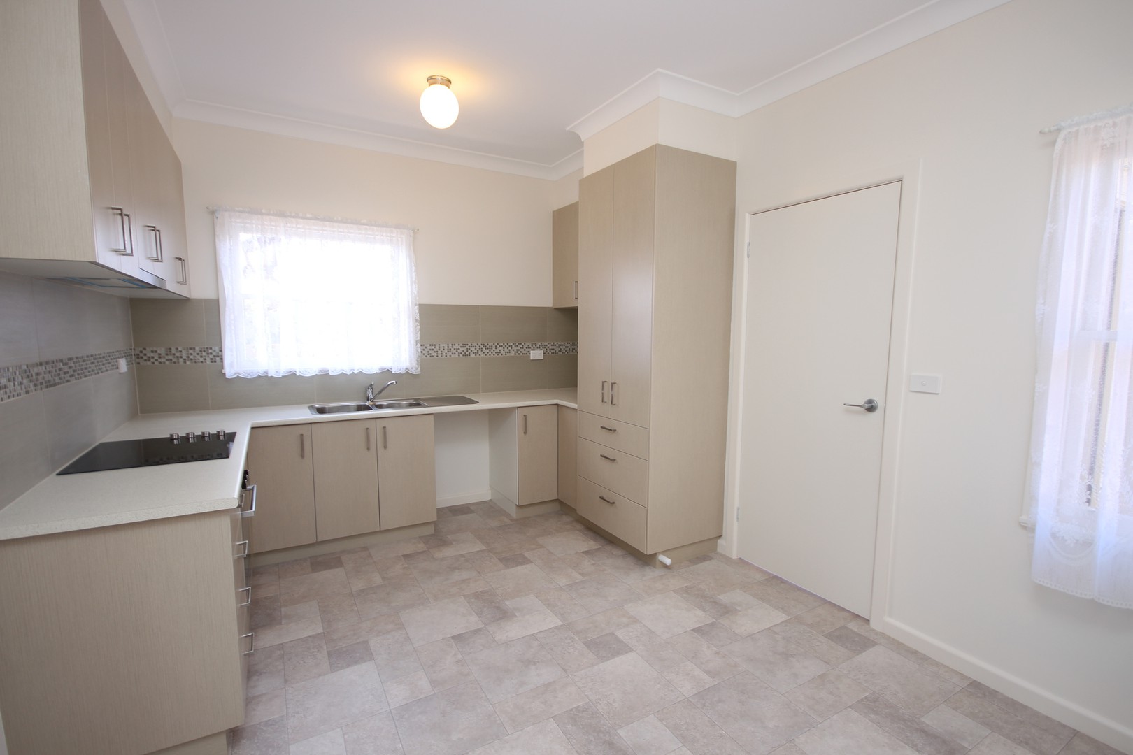 26B Robertson Street, Thomson, VIC 3219, Thomson - Thumbnail 2