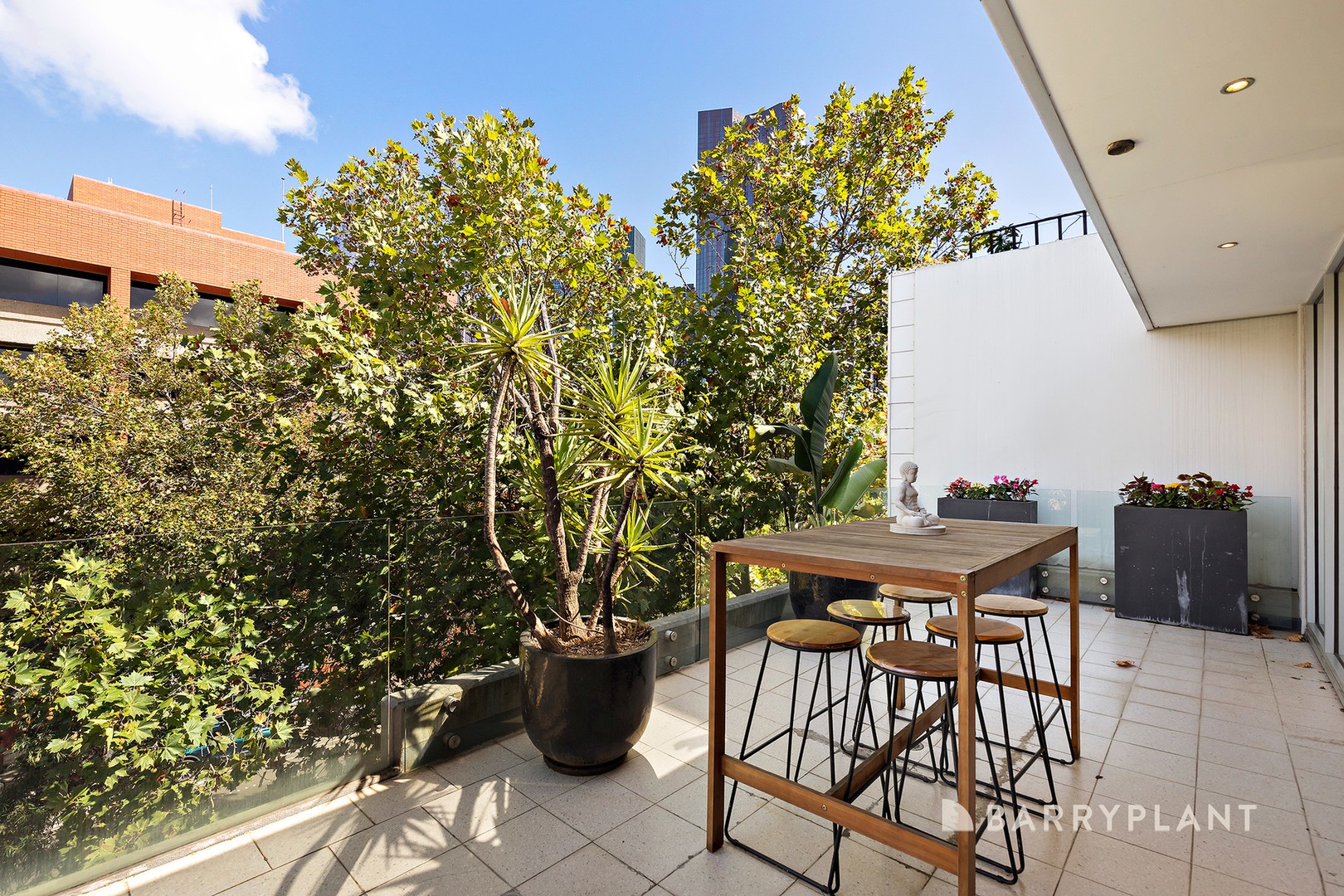 27/100 Queensberry Street, Carlton, VIC 3053 - Thumbnail 2 - 21/03/2024