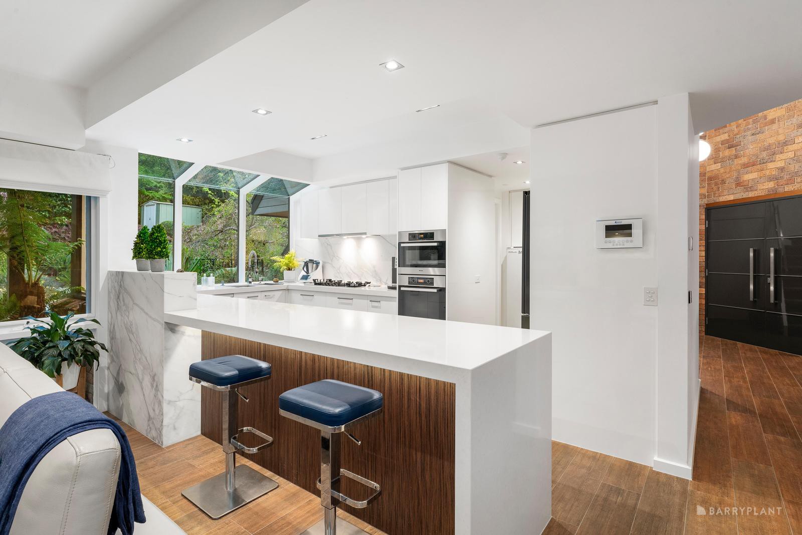 27-29 Ennismore Crescent, Park Orchards, VIC 3114, Park Orchards - Thumbnail 3