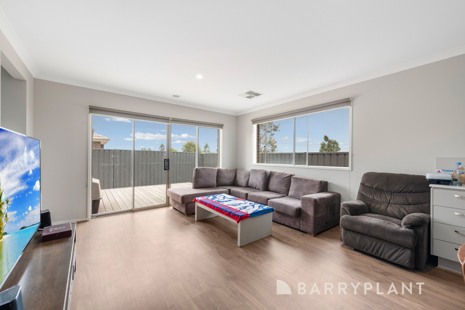 27 Abbeygate Drive, Werribee, VIC 3030, Werribee - Thumbnail 7