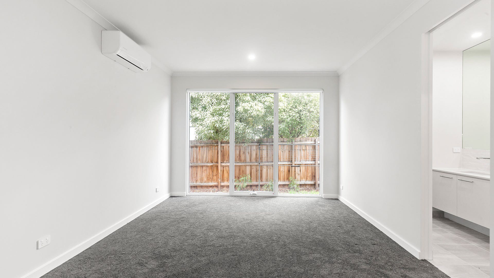 27 Acacia Street, Box Hill, VIC 3128, Box Hill - Thumbnail 4