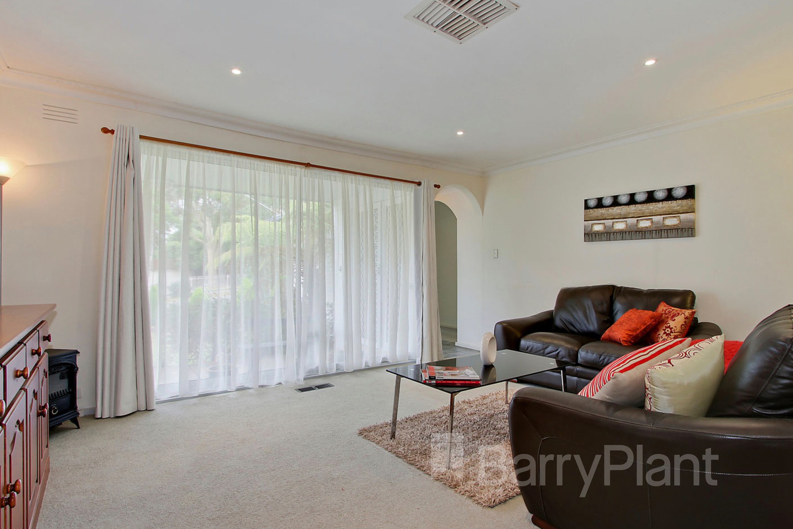 27 Arbroath Road, Wantirna South, VIC 3152 - Thumbnail 2 - 07/02/2023