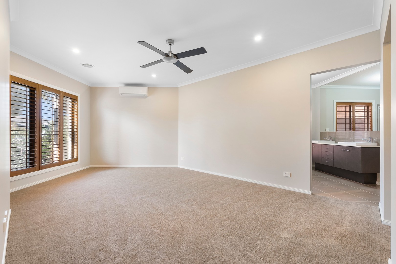 27 Atkinson Close, Point Cook, VIC 3030, Point Cook - Thumbnail 3