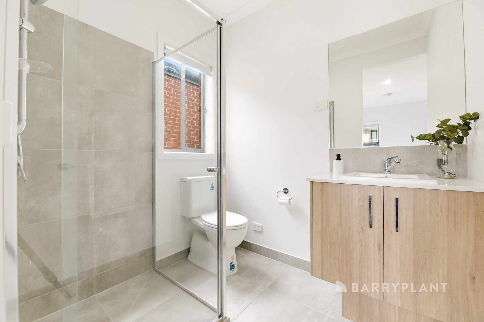 27 Atrani Avenue, Berwick, VIC 3806, Berwick - Thumbnail 3