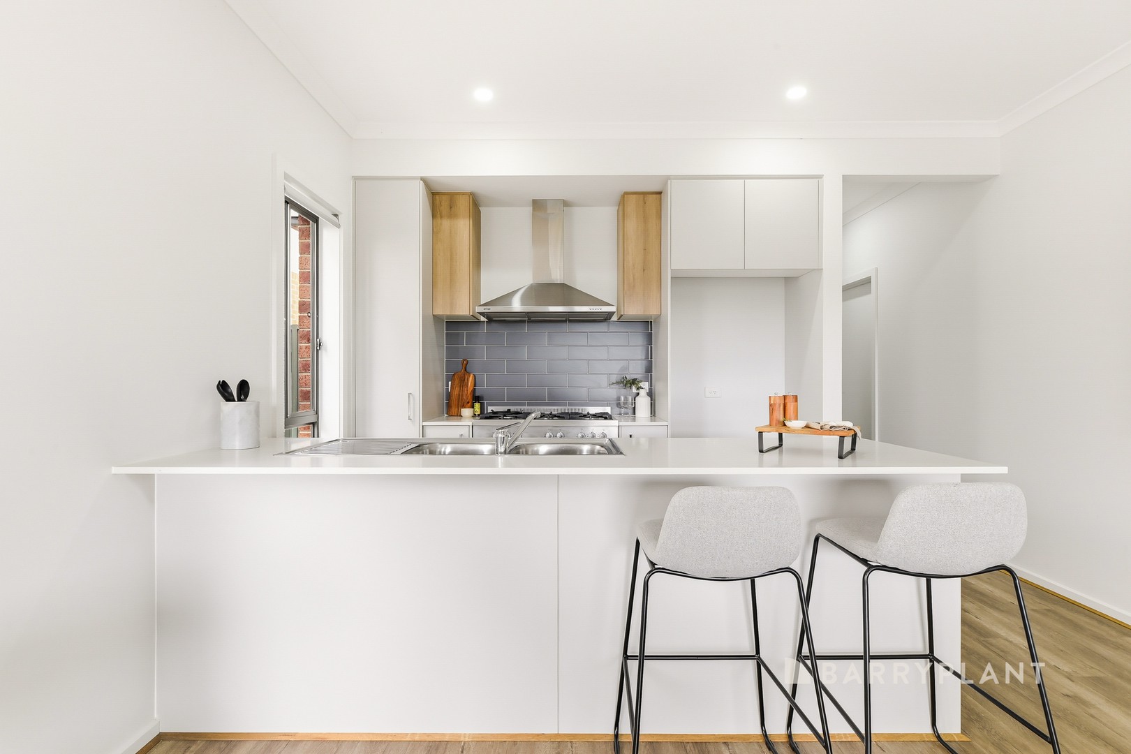 27 Atrani Avenue, Berwick, VIC 3806, Berwick - Thumbnail 5